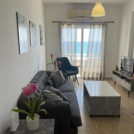 Alex 51 * لارنكا