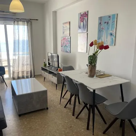 Alex 51 Apartment *