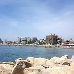 Alex 51 ラルナカ