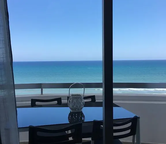 Alex 51 Ларнака