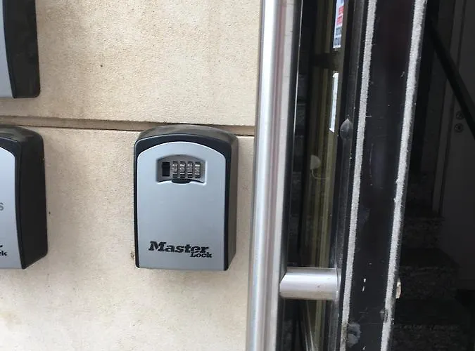 Alex 51 Апартаменти *